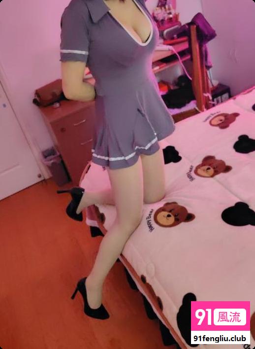 姑苏城娇小气质少妇